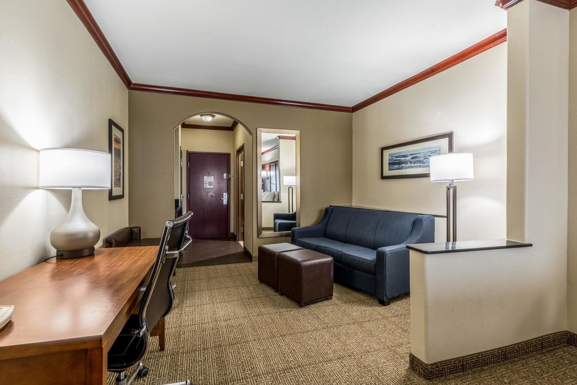 Comfort Suites Galveston Exterior photo